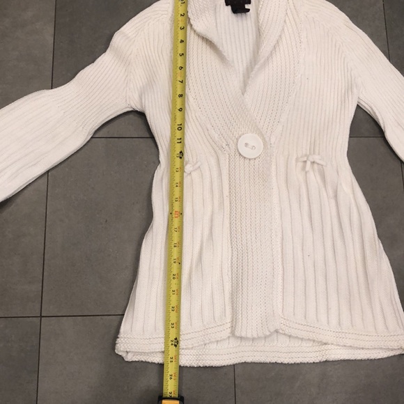 Shae Sweater - Picture 8 of 10